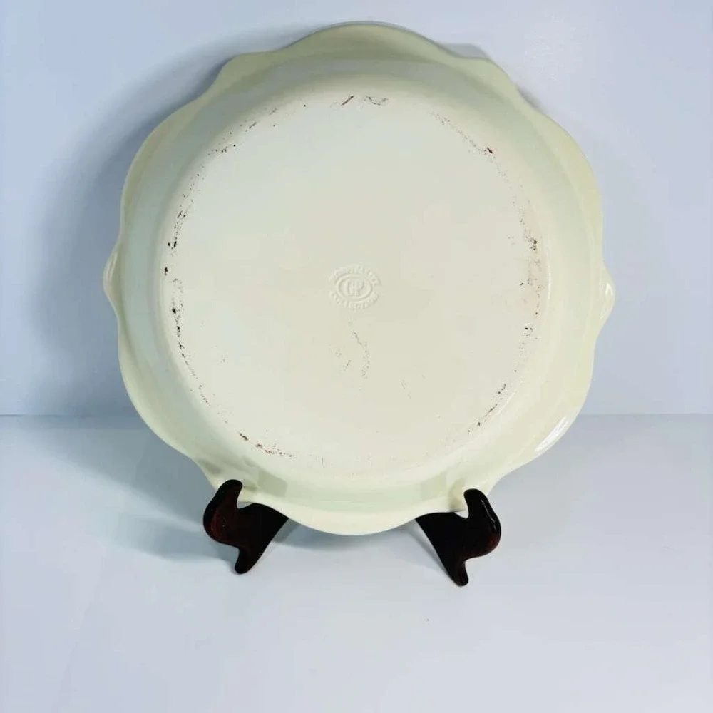 Gail Pittman HOSPITALITY BUTTER YELLOW Pie Dish 11
